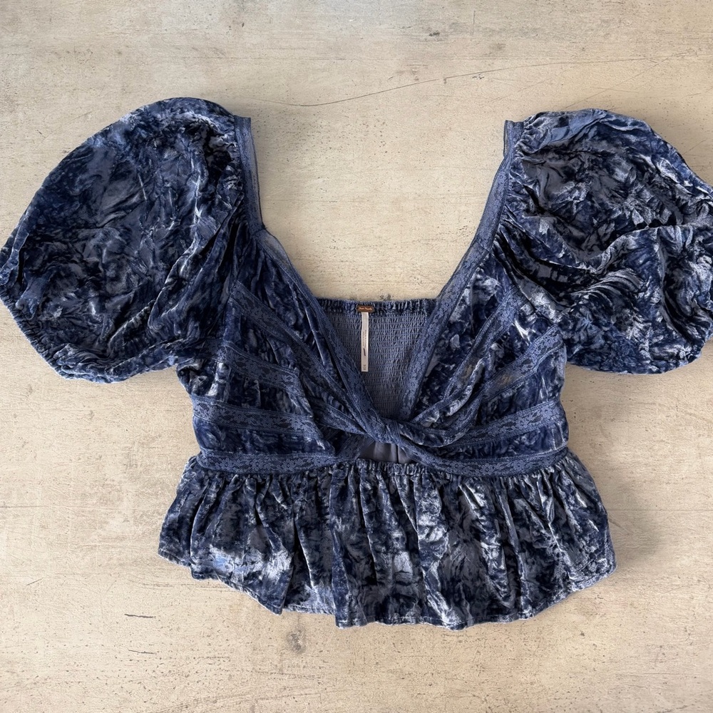 Free People- Elegant Velvet Puff Sleeve Top in Blue